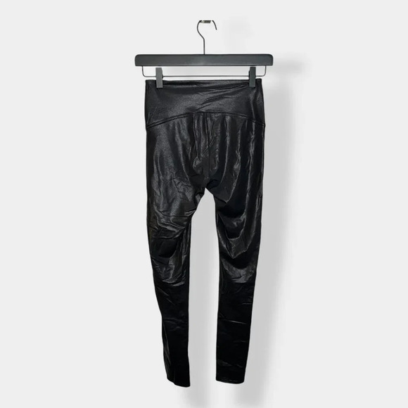 Jane and Bleeker Black Faux‎ Leather Legging - Picture 3 of 4